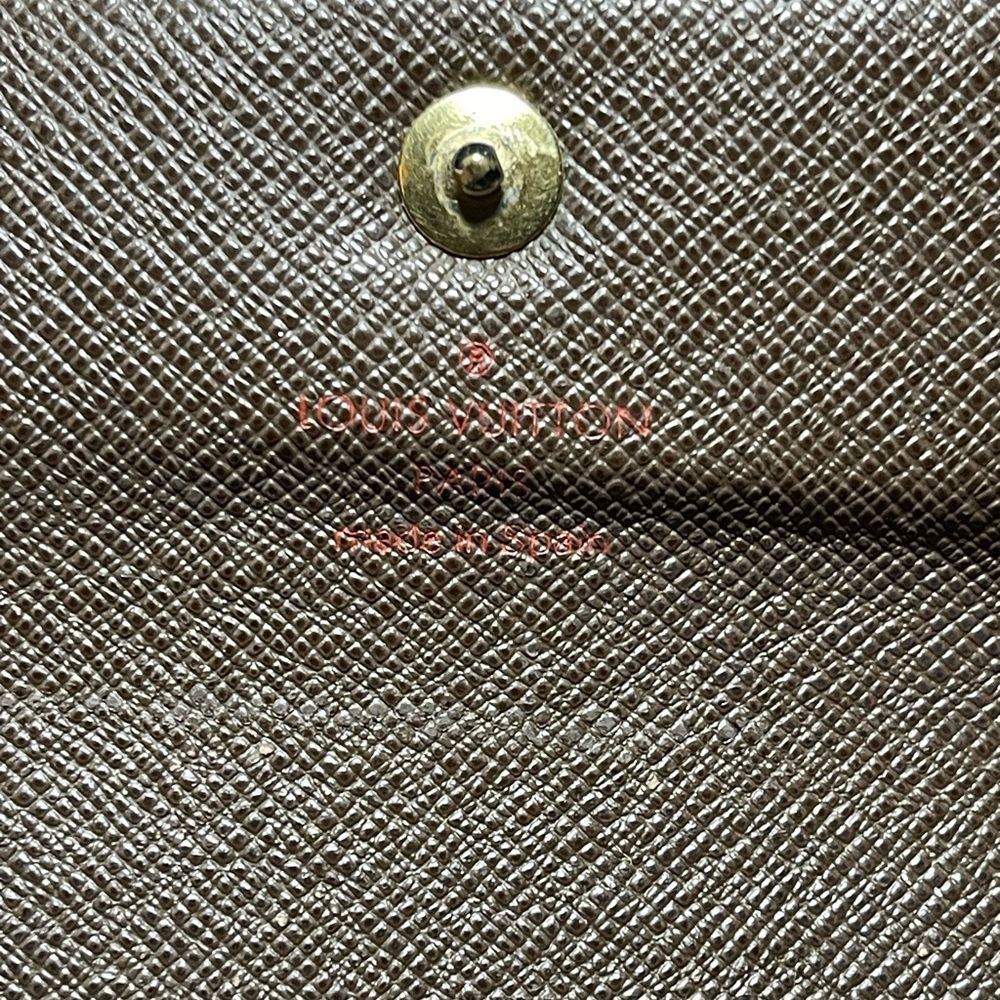 Louis Vuitton Damier Ebene Alexandra Wallet - Picture 13 of 15